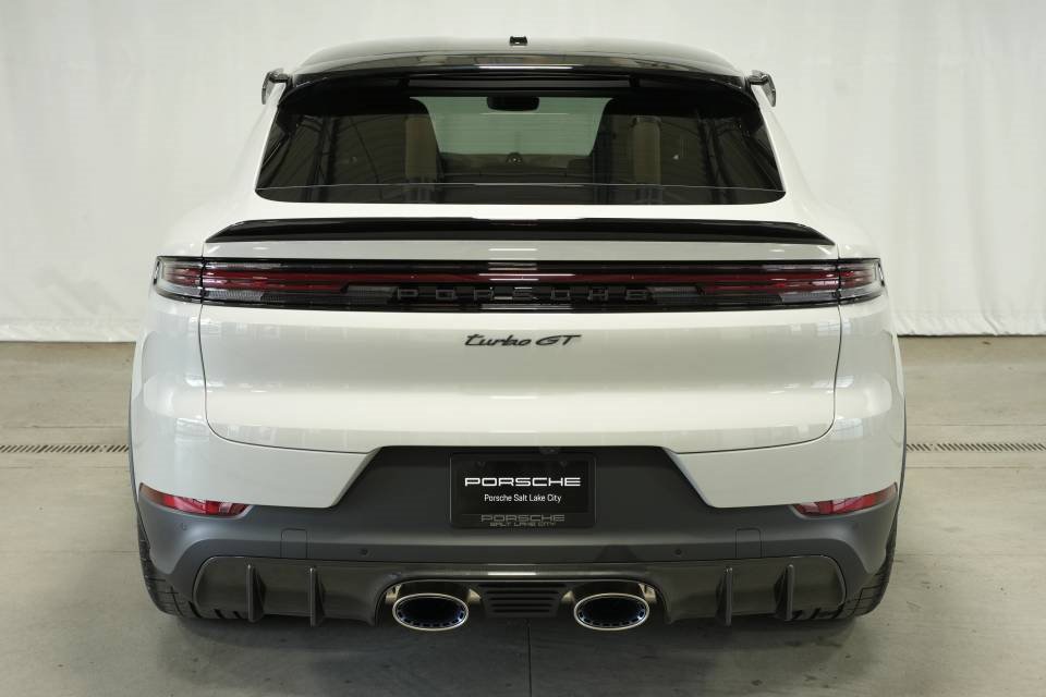 New 2026 Porsche Cayenne Turbo GT image 12