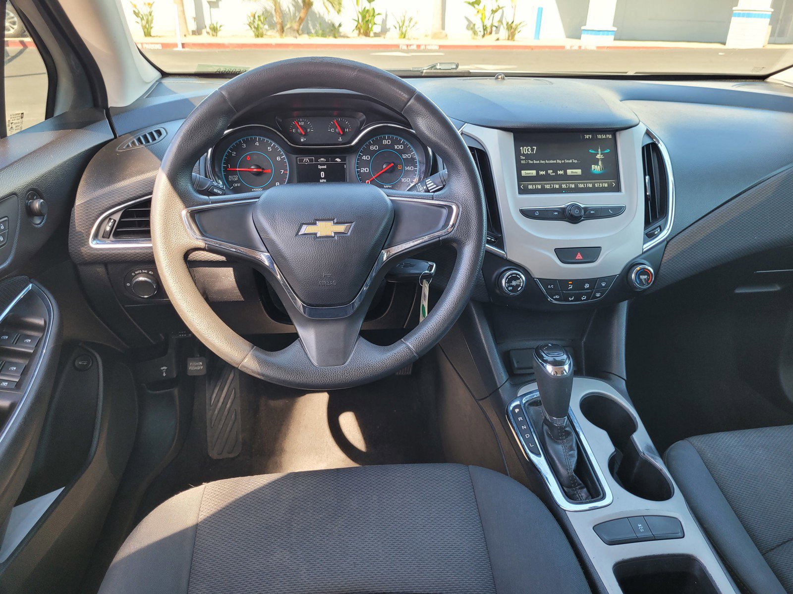 Used 2018 Chevrolet Cruze LS image 17