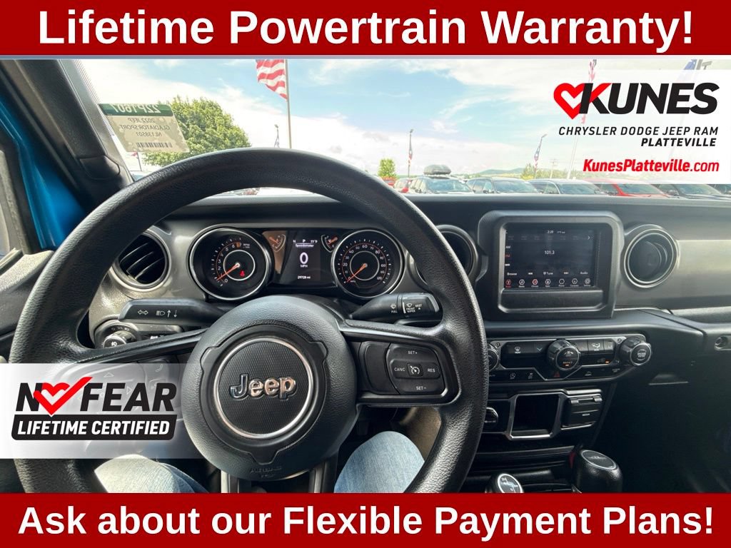 Used 2022 Jeep Gladiator Sport AWD/4WD image 16