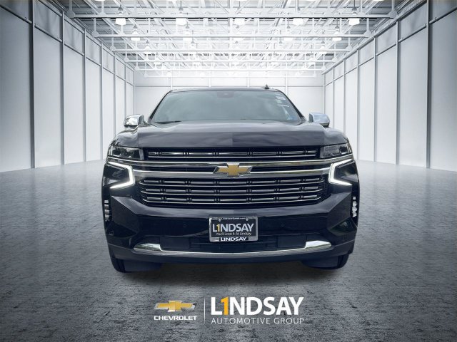 Used 2023 Chevrolet Suburban Premier AWD/4WD image 3