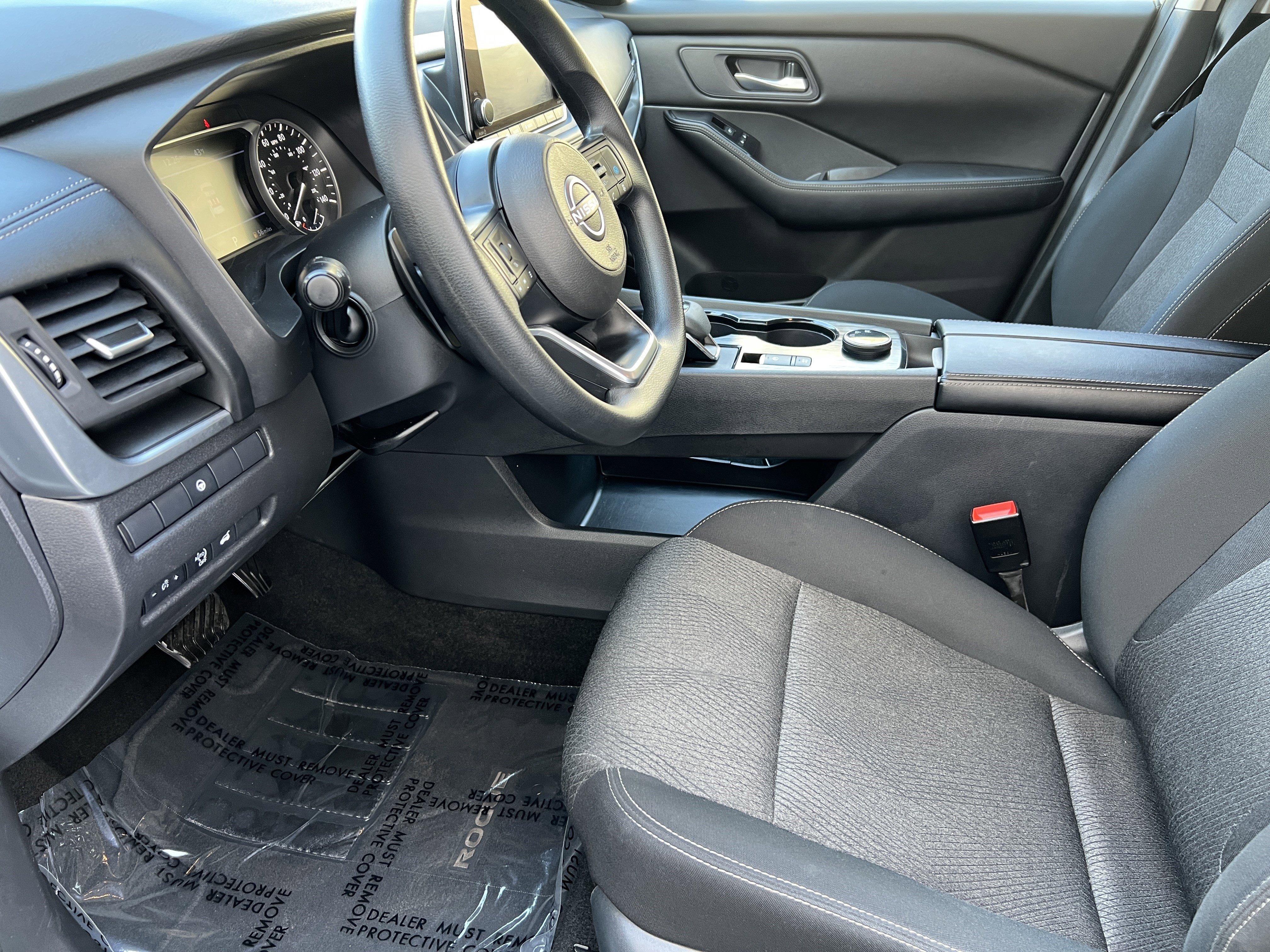 Used 2024 Nissan Rogue SV AWD/4WD image 13