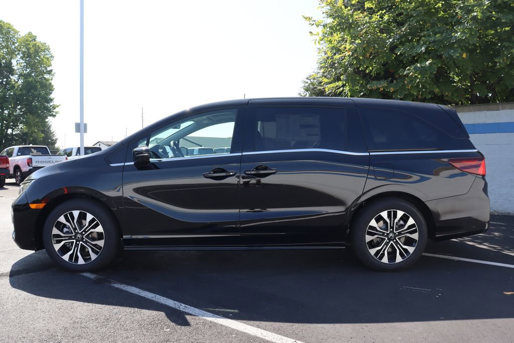 Used 2026 Honda Odyssey Elite image 2