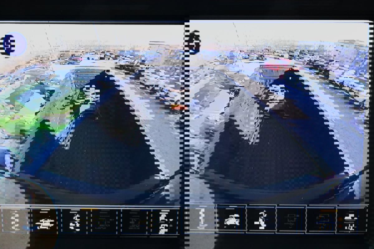 Used 2023 Chevrolet Silverado 3500 LTZ w/ LTZ Convenience Package image 42