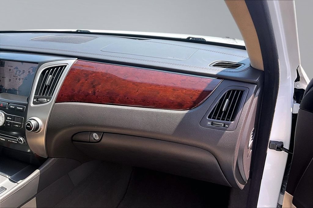 Used 2011 Hyundai Equus Ultimate RWD image 16