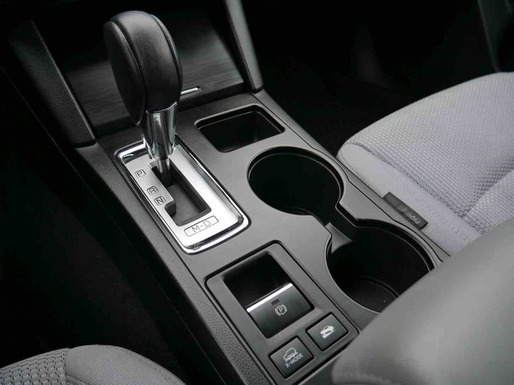 Used 2019 Subaru Outback 2.5i Premium image 31