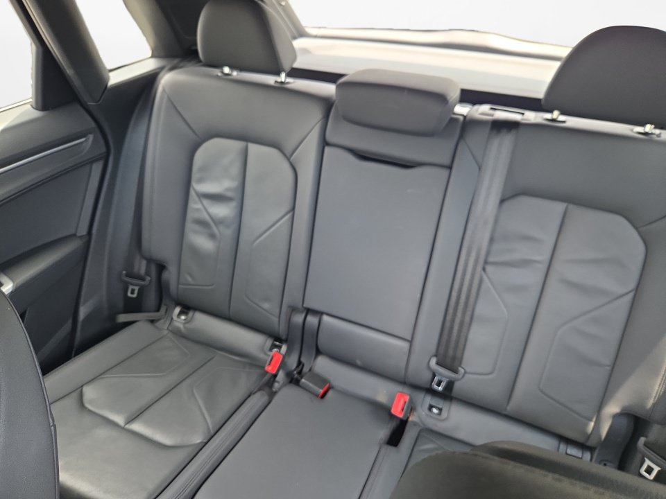 Used 2019 Audi Q3 2.0T Premium Plus w/ Premium Plus Package AWD/4WD image 15