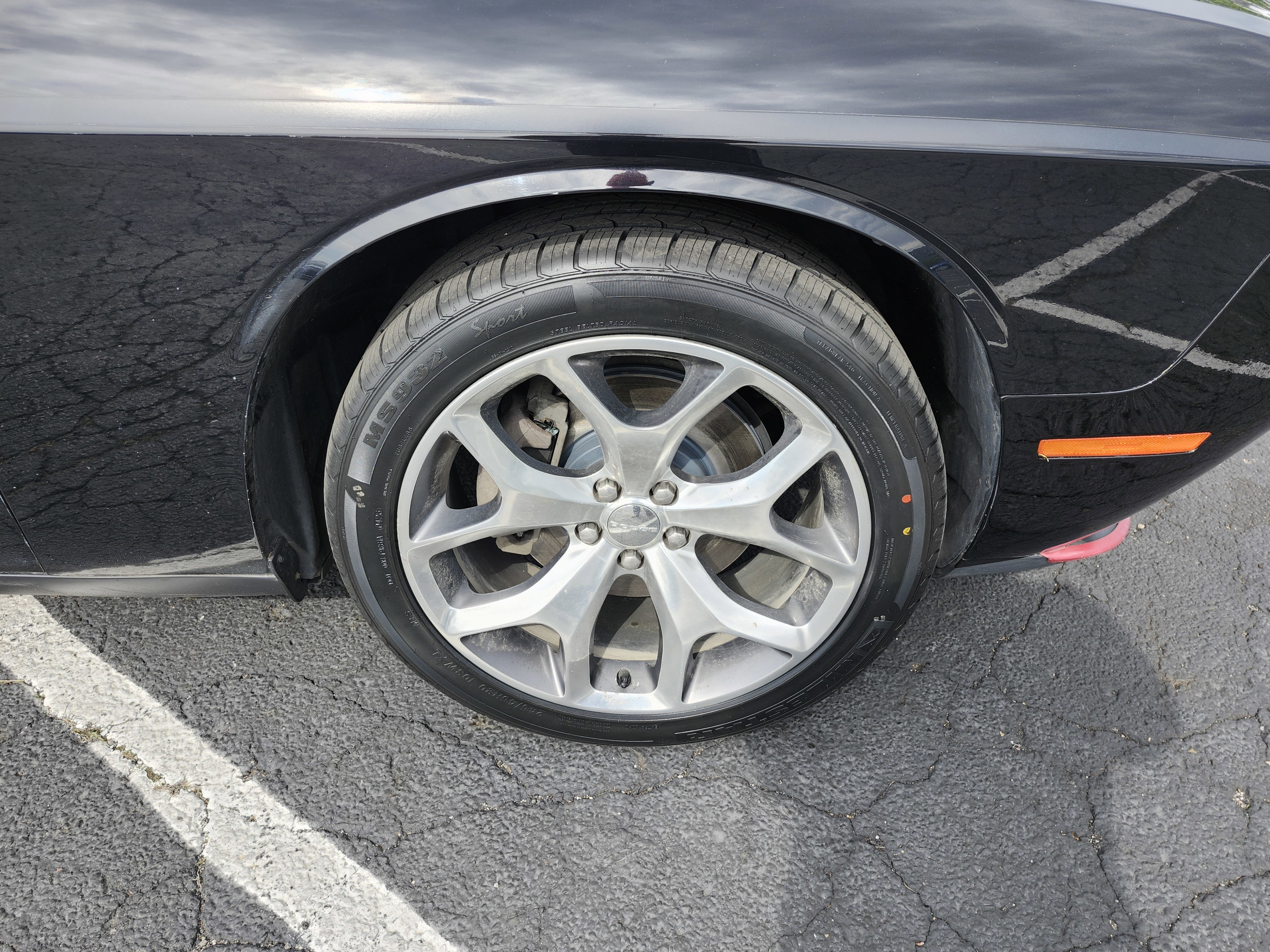 Used 2015 Dodge Challenger SXT Plus RWD image 12