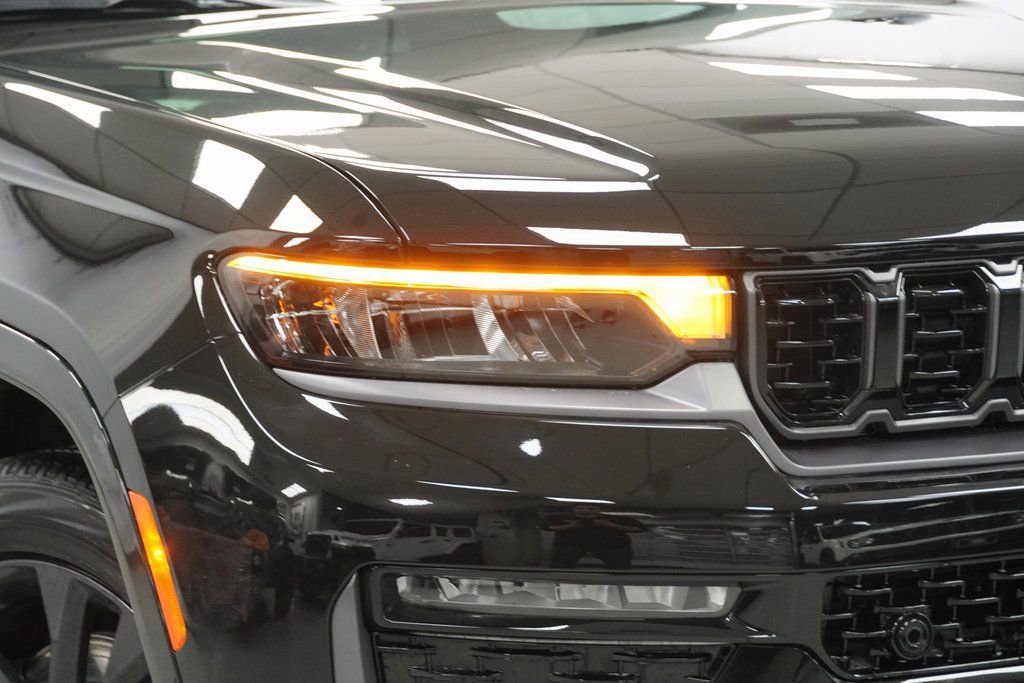 New 2026 Jeep Grand Cherokee L Limited image 4