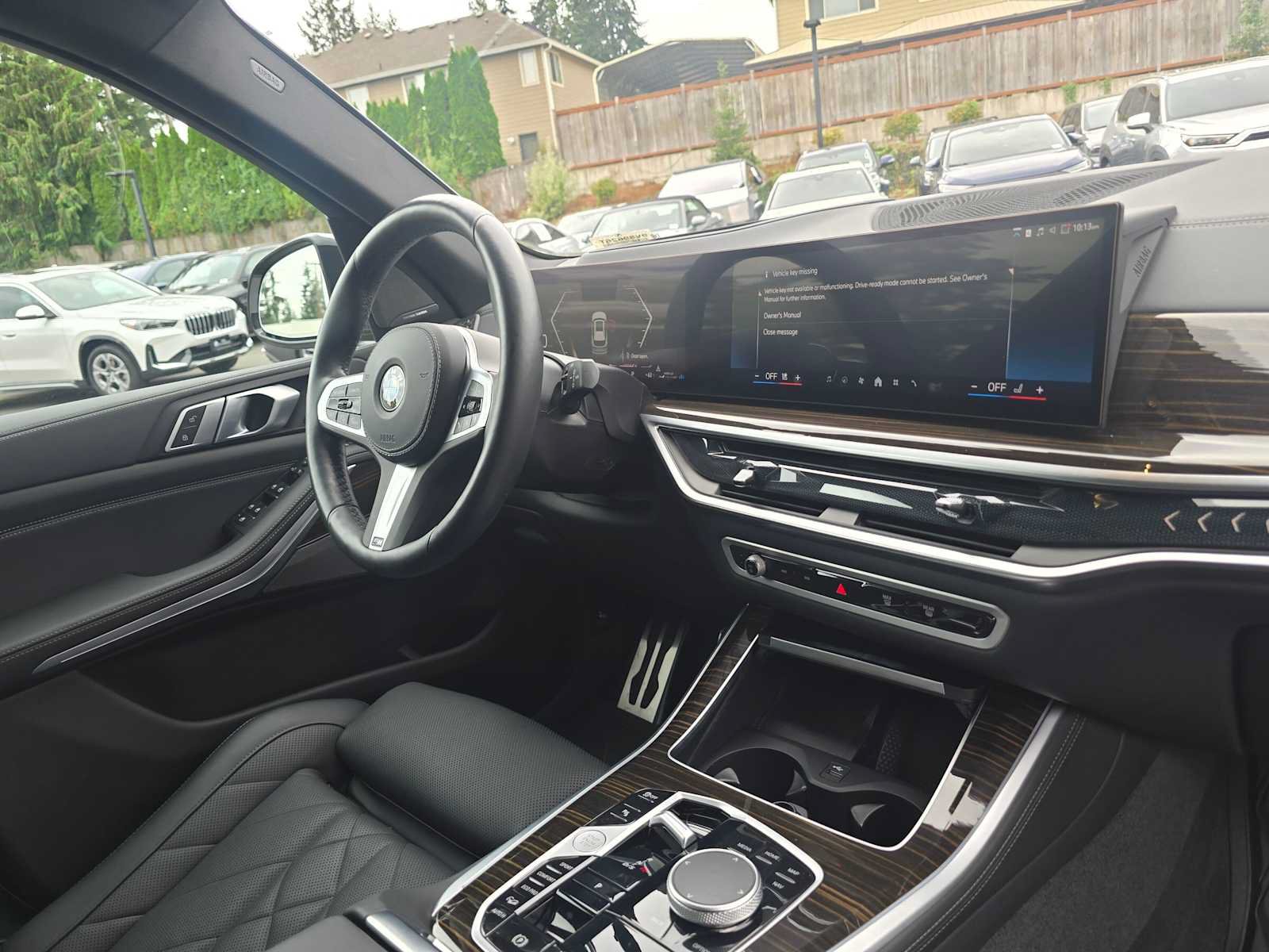 Used 2024 BMW X5 xDrive40i w/ M Sport Package AWD/4WD image 10