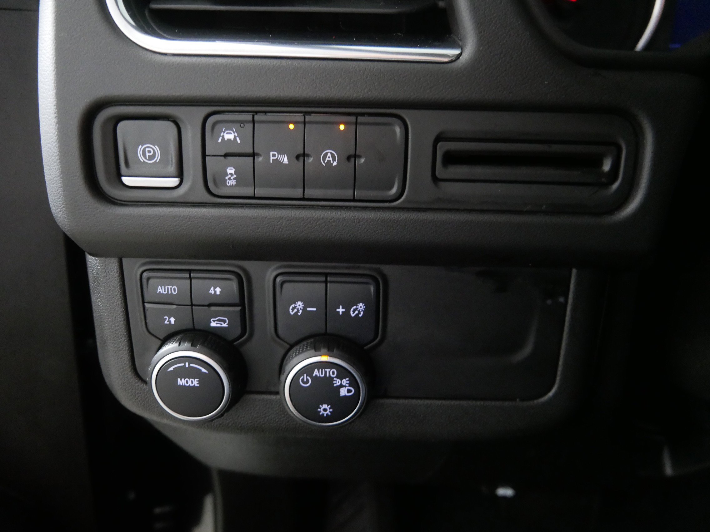 Used 2023 Chevrolet Tahoe LS image 26