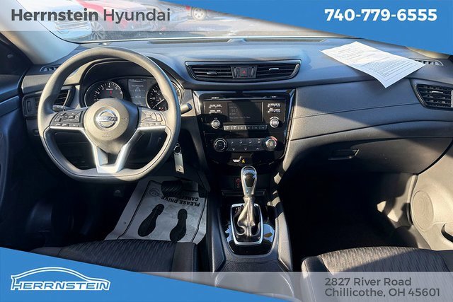 Used 2017 Nissan Rogue S image 6