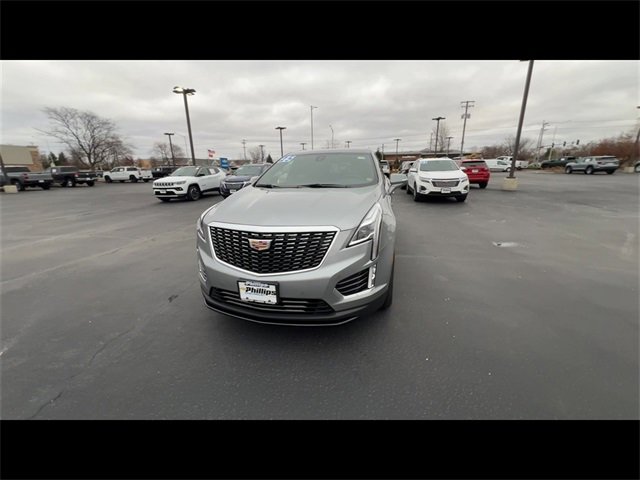 Certified 2025 Cadillac XT5 Luxury w/ LPO, Floor Liner Package image 3