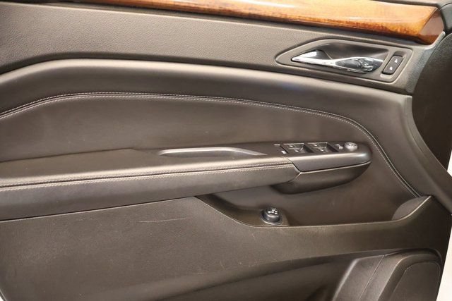 Used 2014 Cadillac SRX Luxury w/ Driver Awareness Package AWD/4WD image 9