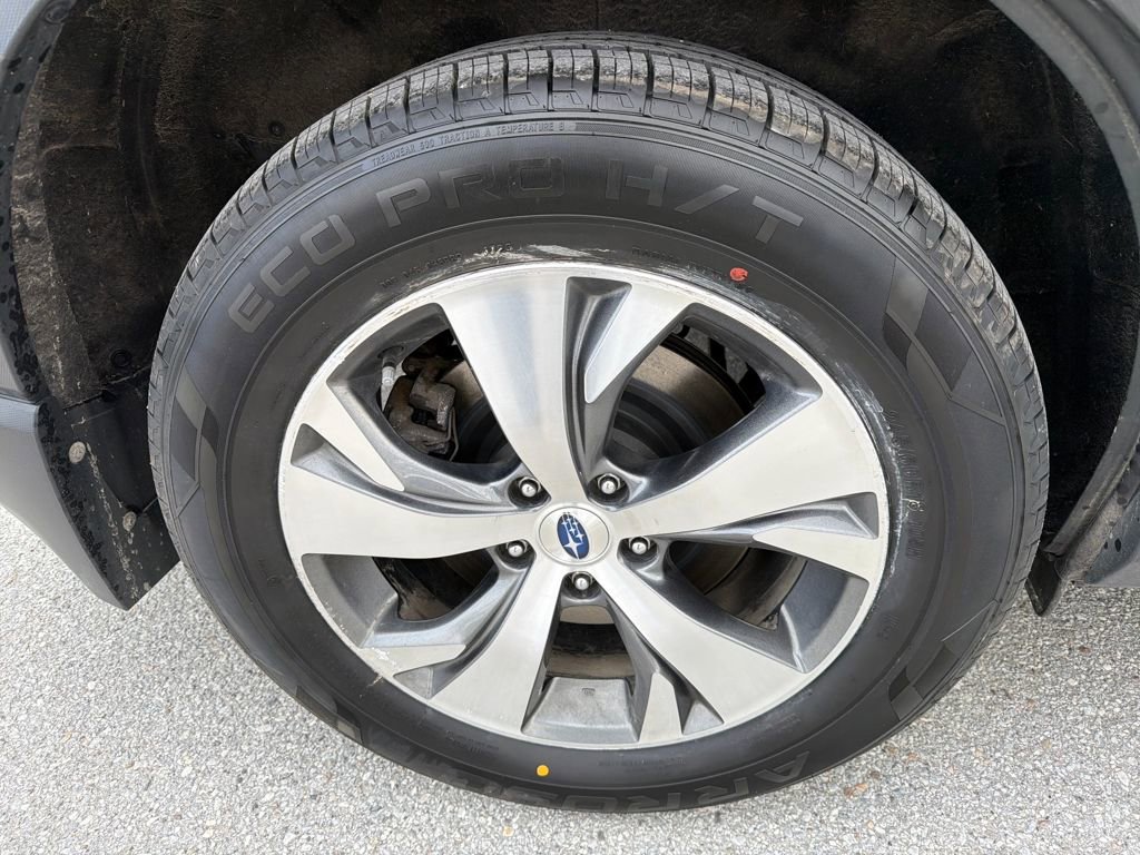 Certified 2023 Subaru Ascent Premium w/ Convenience Package image 17