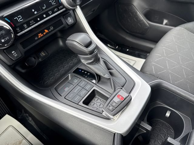 Used 2024 Toyota RAV4 XLE image 34