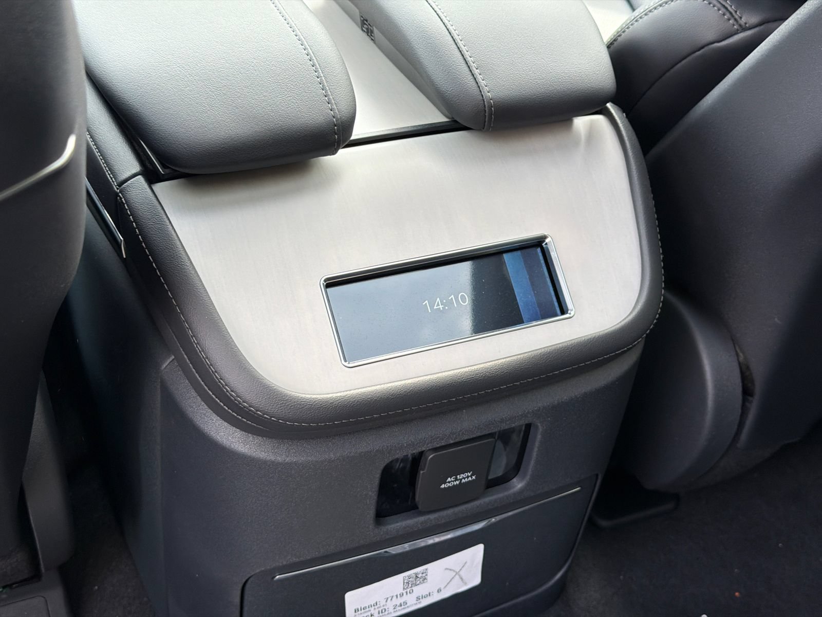 New 2026 Lincoln Navigator Reserve w/ Jet Appearance Package AWD/4WD image 20