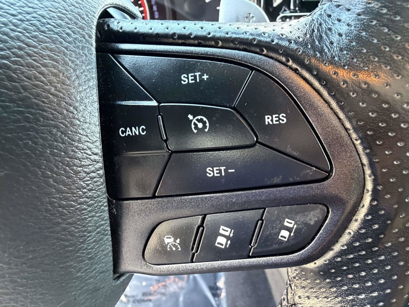Used 2024 Dodge Durango GT AWD/4WD image 16