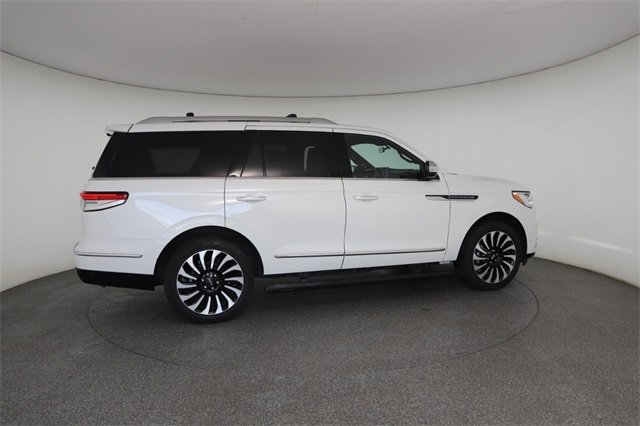 Used 2024 Lincoln Navigator Black Label image 21