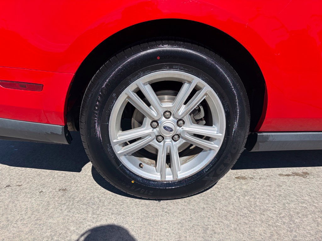 Used 2012 Ford Mustang Convertible RWD image 7