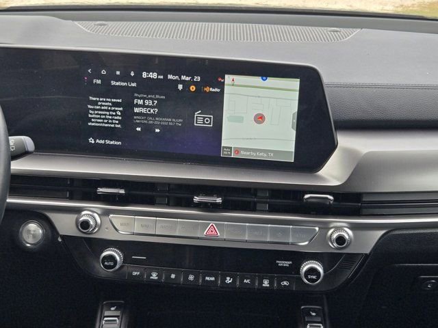 Used 2025 Kia Telluride S image 18