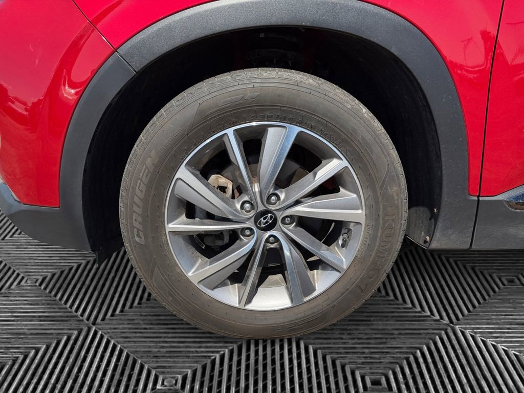 Used 2020 Hyundai Santa Fe Limited AWD/4WD image 15