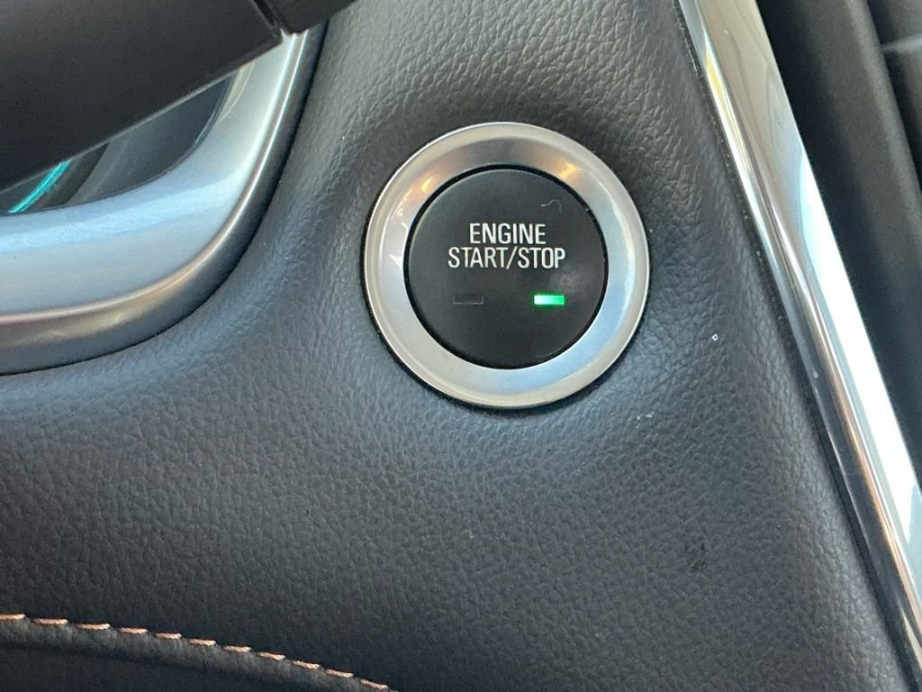 Used 2018 Chevrolet Traverse LT image 42