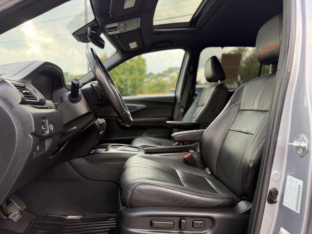 Used 2022 Honda Pilot TrailSport image 14