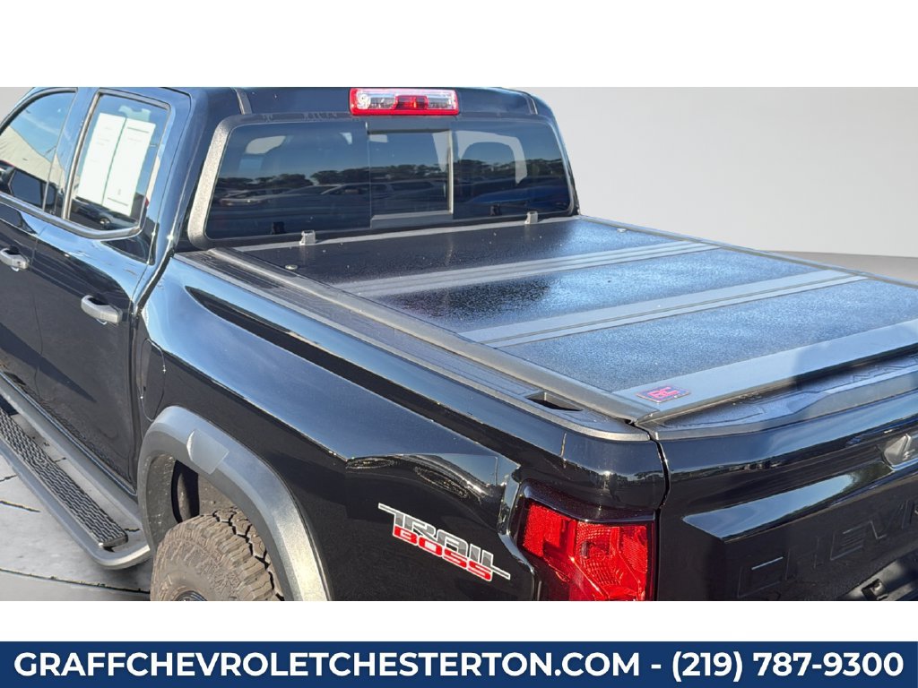 Used 2025 Chevrolet Colorado Trail Boss AWD/4WD image 35