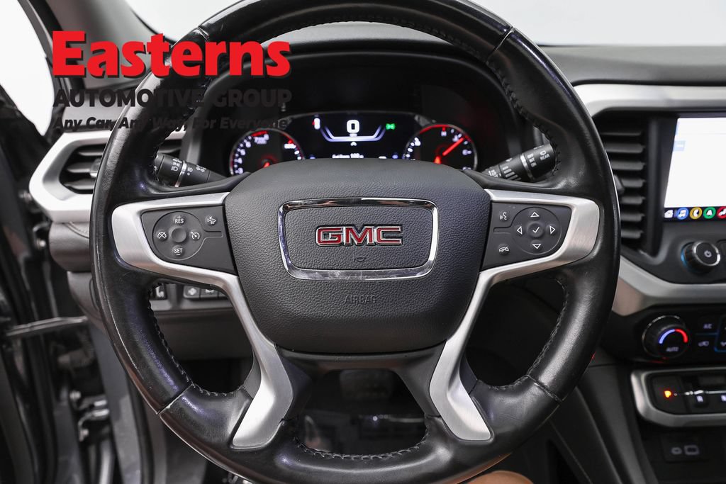 Used 2020 GMC Acadia SLT w/ Driver Alert Package II FWD image 10