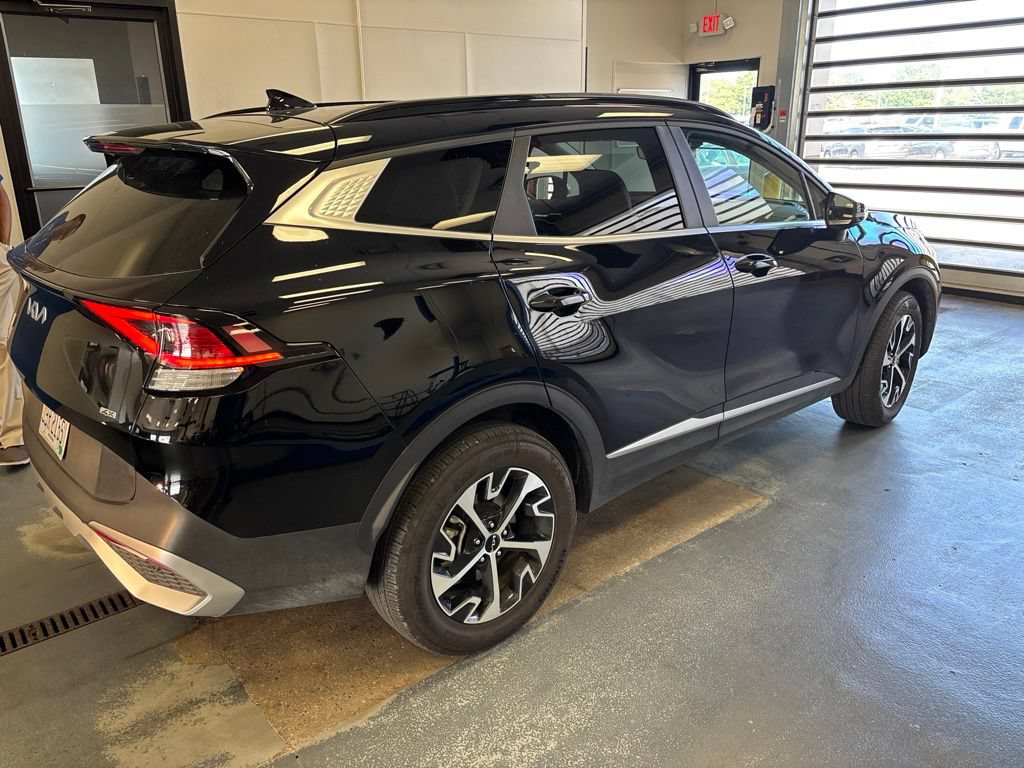 Used 2025 Kia Sportage EX w/ Premium Package AWD/4WD image 8