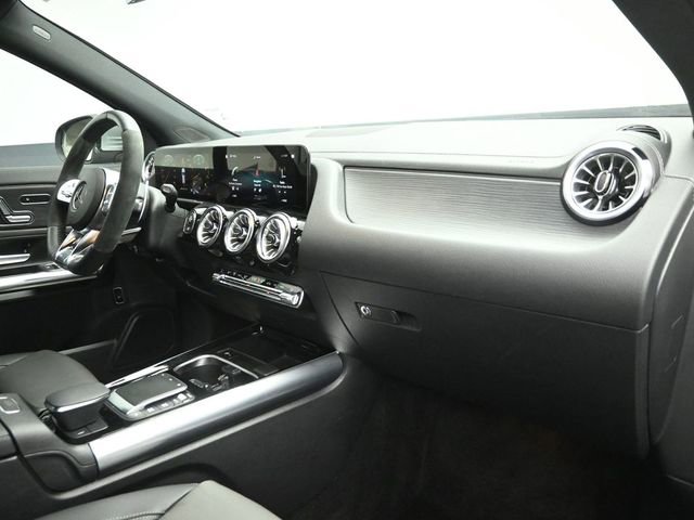 Used 2022 Mercedes-Benz GLA 35 AMG 4MATIC image 28