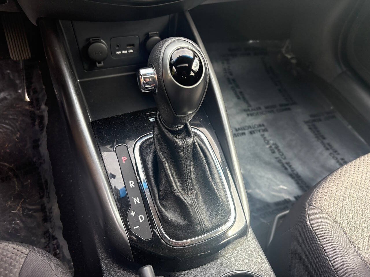 Used 2013 Kia Forte EX w/ Premium Pkg FWD image 16