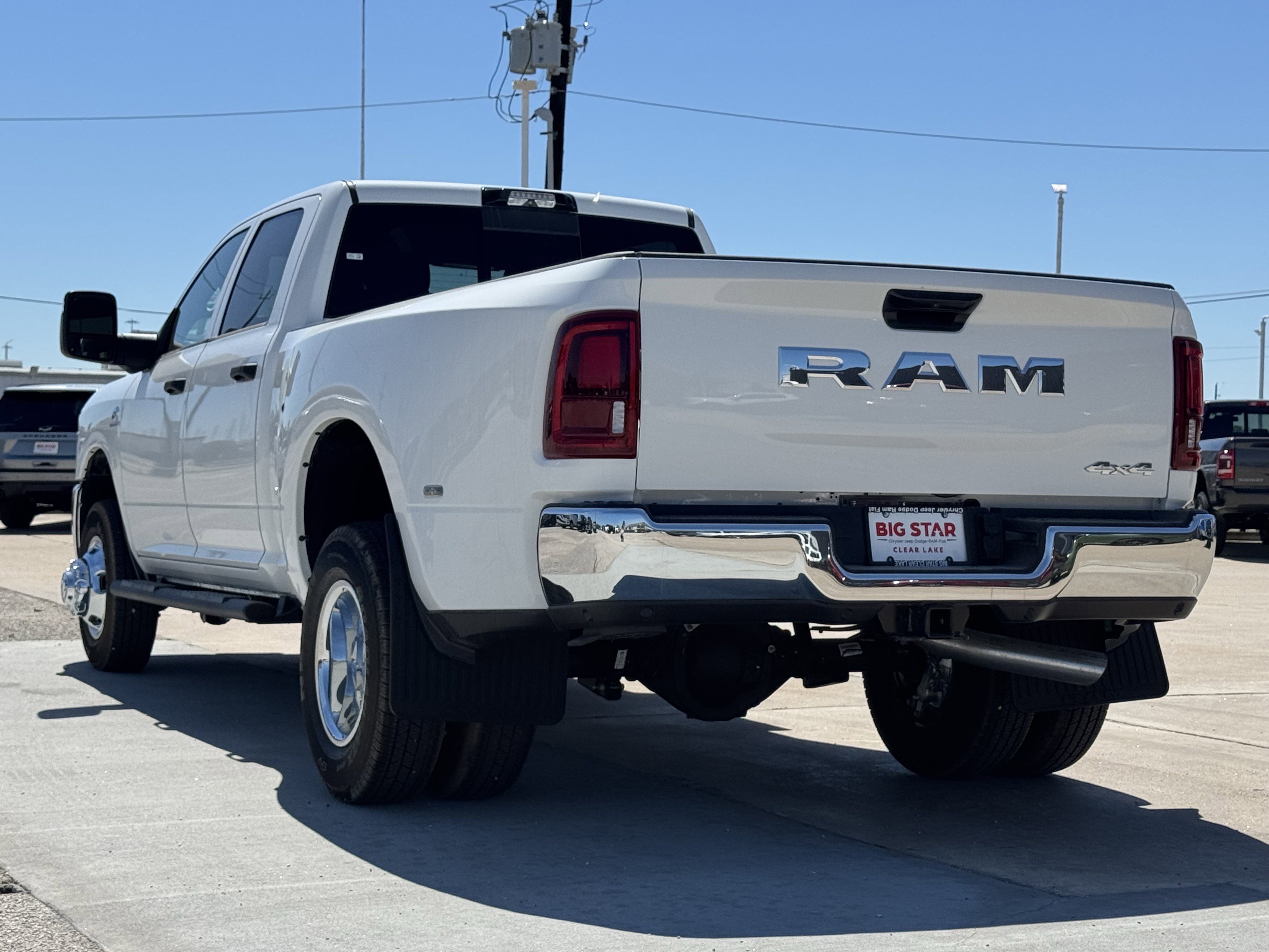New 2026 RAM 3500 Tradesman AWD/4WD image 8