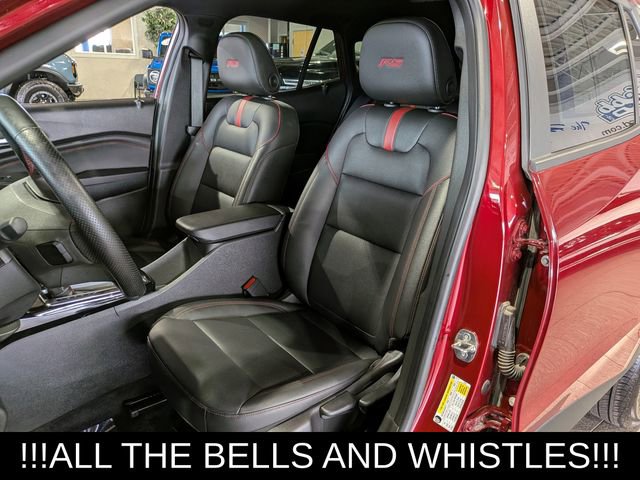 Used 2024 Chevrolet Trax RS w/ Sunroof Package FWD image 12