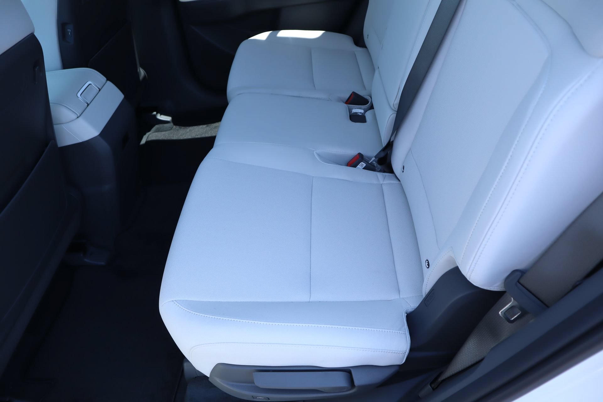 New 2026 Hyundai Santa Fe SE FWD image 10