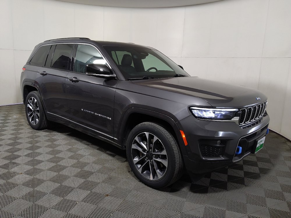 Used 2022 Jeep Grand Cherokee Overland AWD/4WD image 11