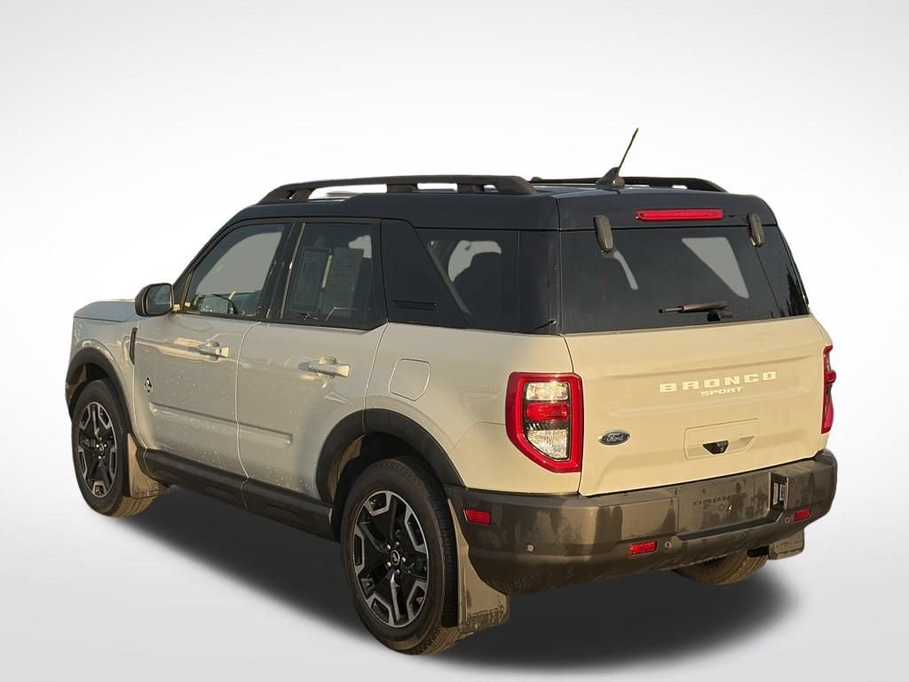 Used 2023 Ford Bronco Sport Outer Banks w/ Tech Package AWD/4WD image 7