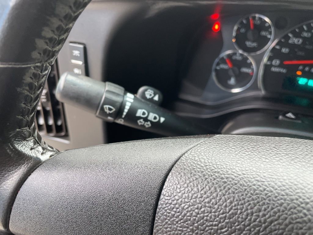 Used 2020 Chevrolet Express 2500 LS w/ Driver Convenience Package image 15