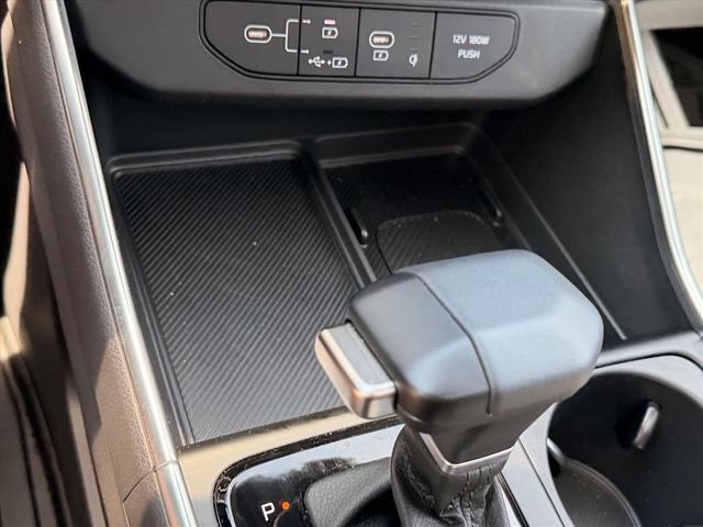 Used 2026 Kia Carnival SX w/ SX Dark Edition Package FWD image 30