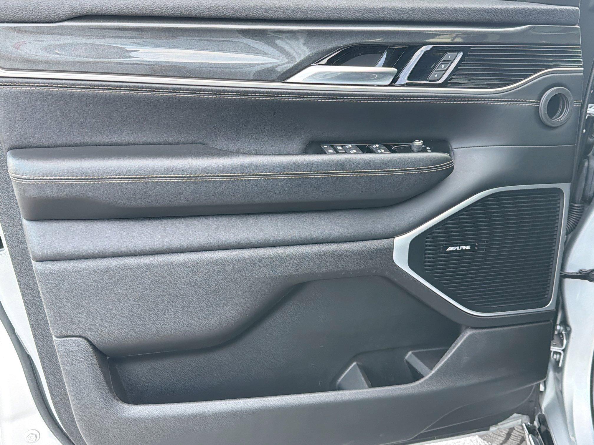 Used 2022 Jeep Wagoneer Series I w/ Convenience Group I image 22