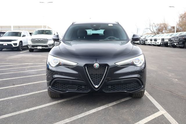 Used 2023 Alfa Romeo Stelvio Ti w/ Active Assist Plus Package image 3