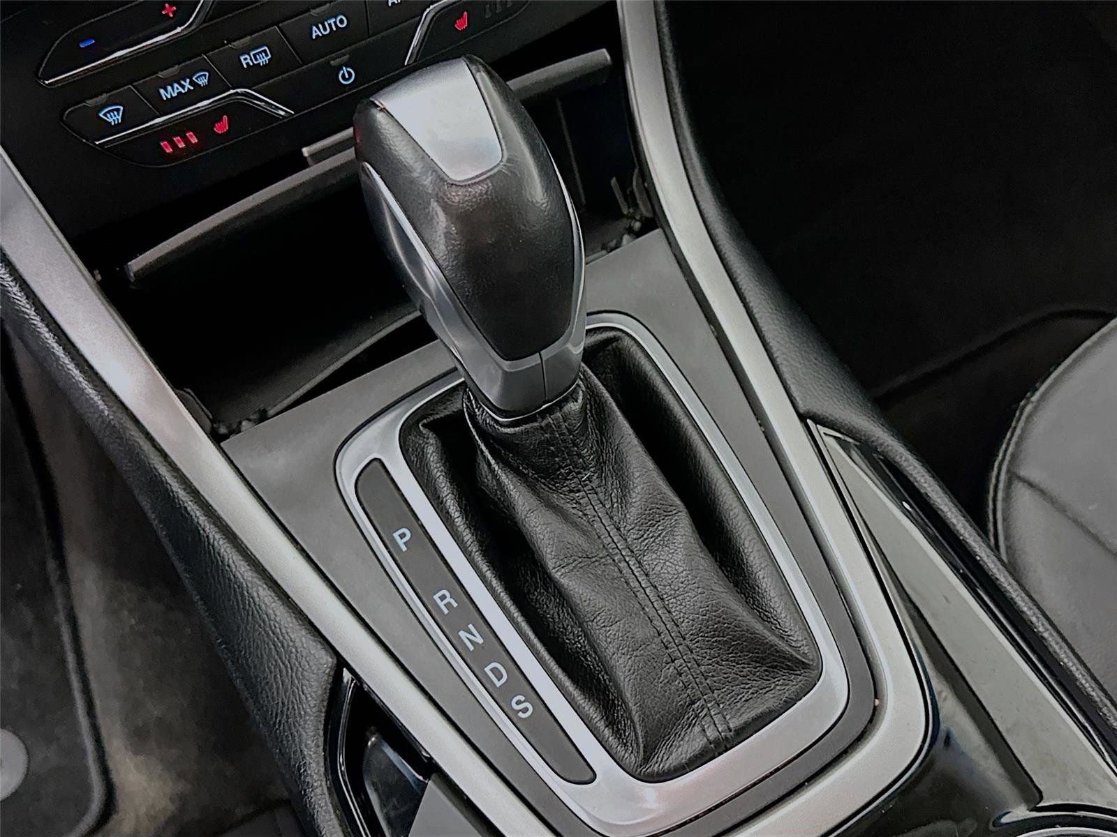 Used 2018 Ford Edge SEL w/ Equipment Group 201A image 17