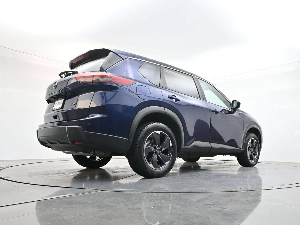 Used 2024 Nissan Rogue SV FWD image 38
