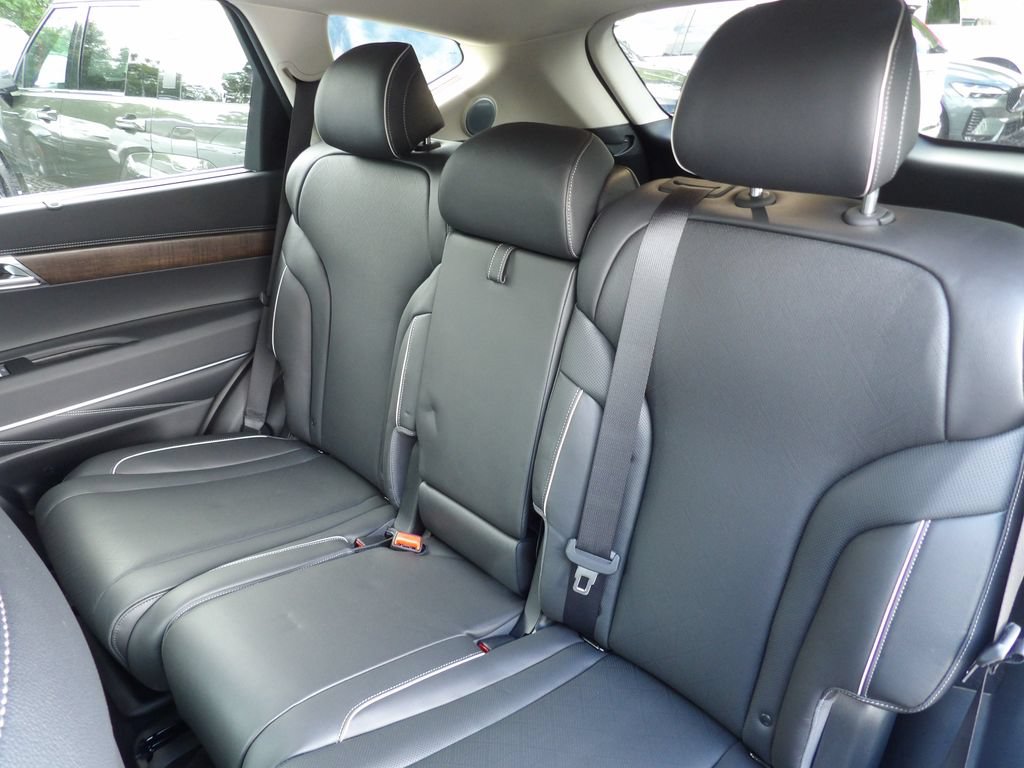 Used 2025 Genesis GV80 2.5T Prestige AWD/4WD image 25