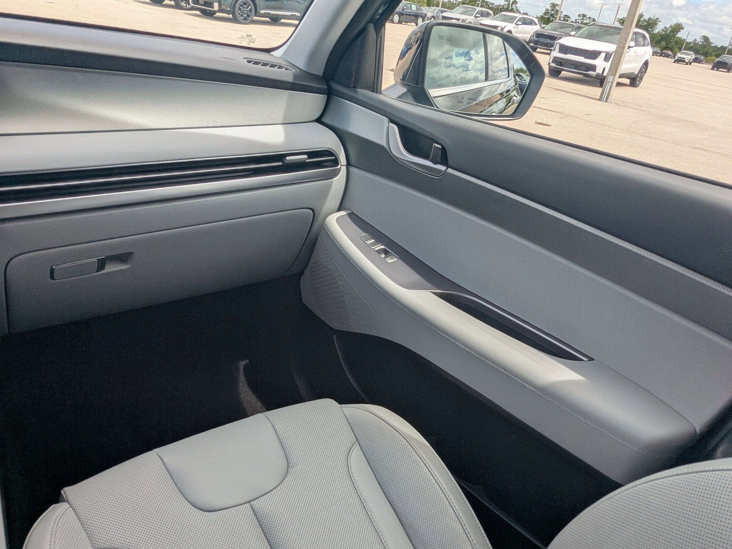 Used 2024 Hyundai Palisade SEL image 20