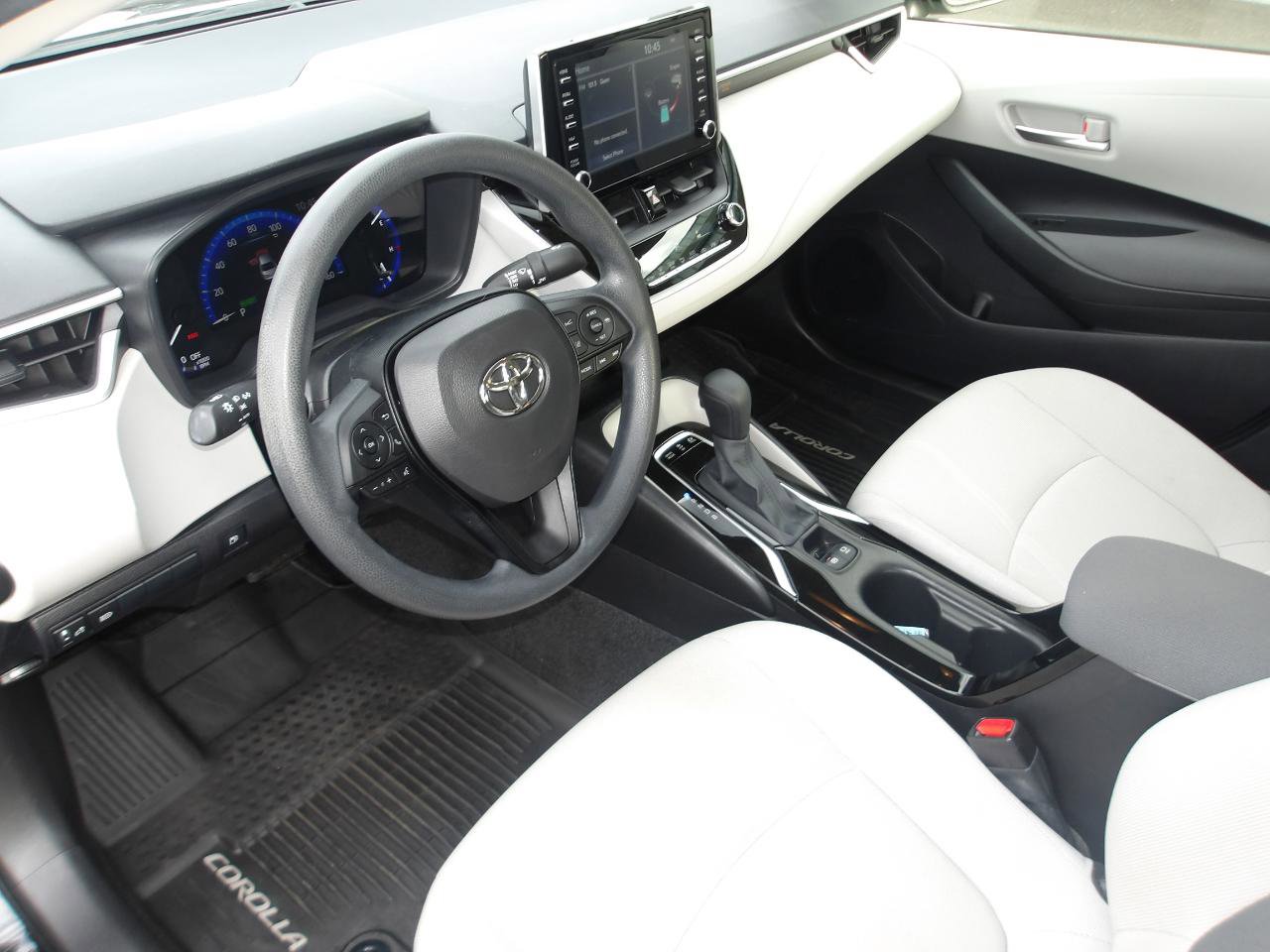 Used 2020 Toyota Corolla LE FWD image 11