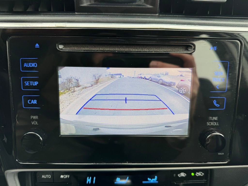 Used 2017 Toyota Corolla SE w/ Carpet Mat Package (TMS) FWD image 17