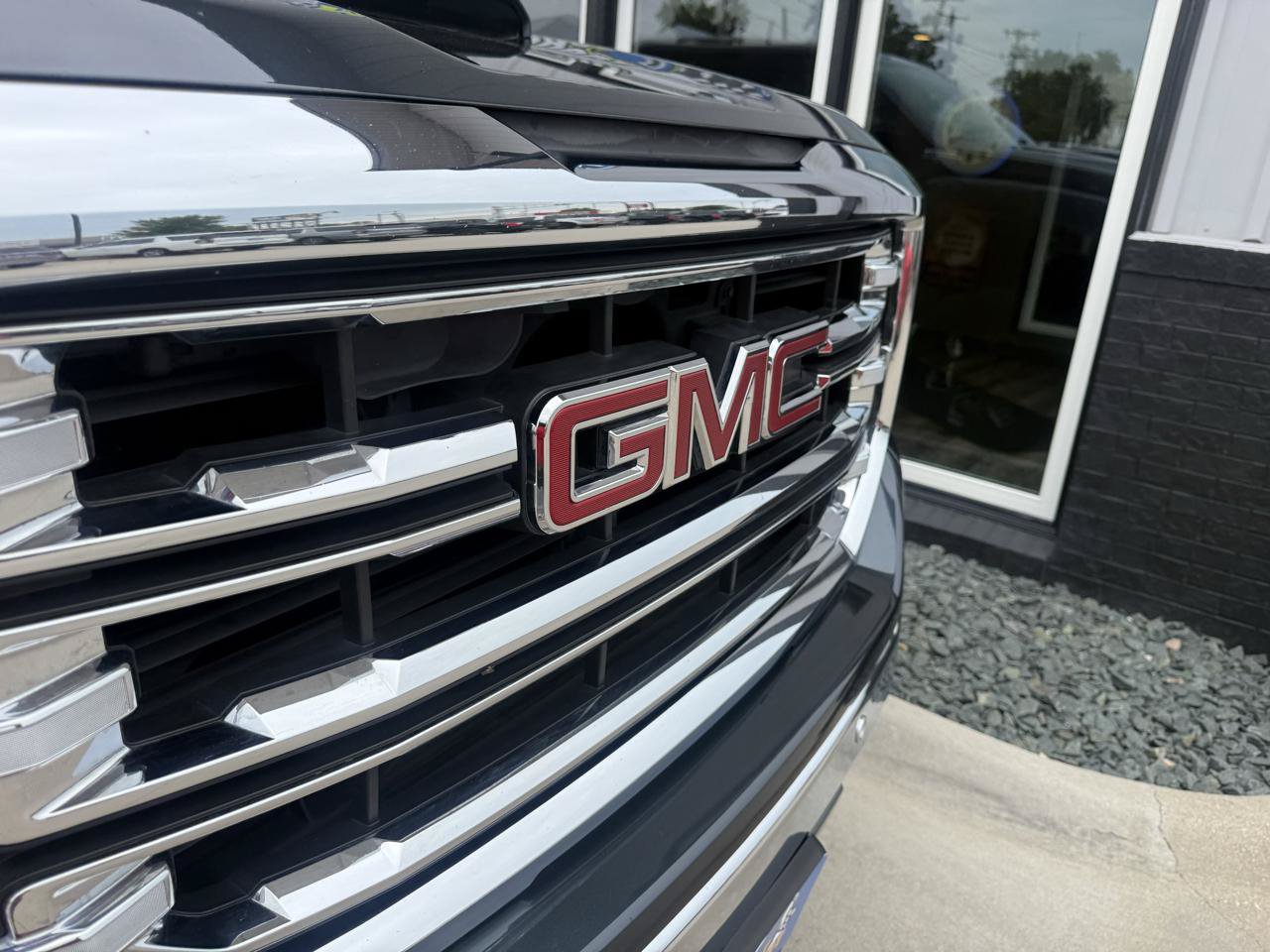 Used 2018 GMC Sierra 1500 SLT AWD/4WD image 27