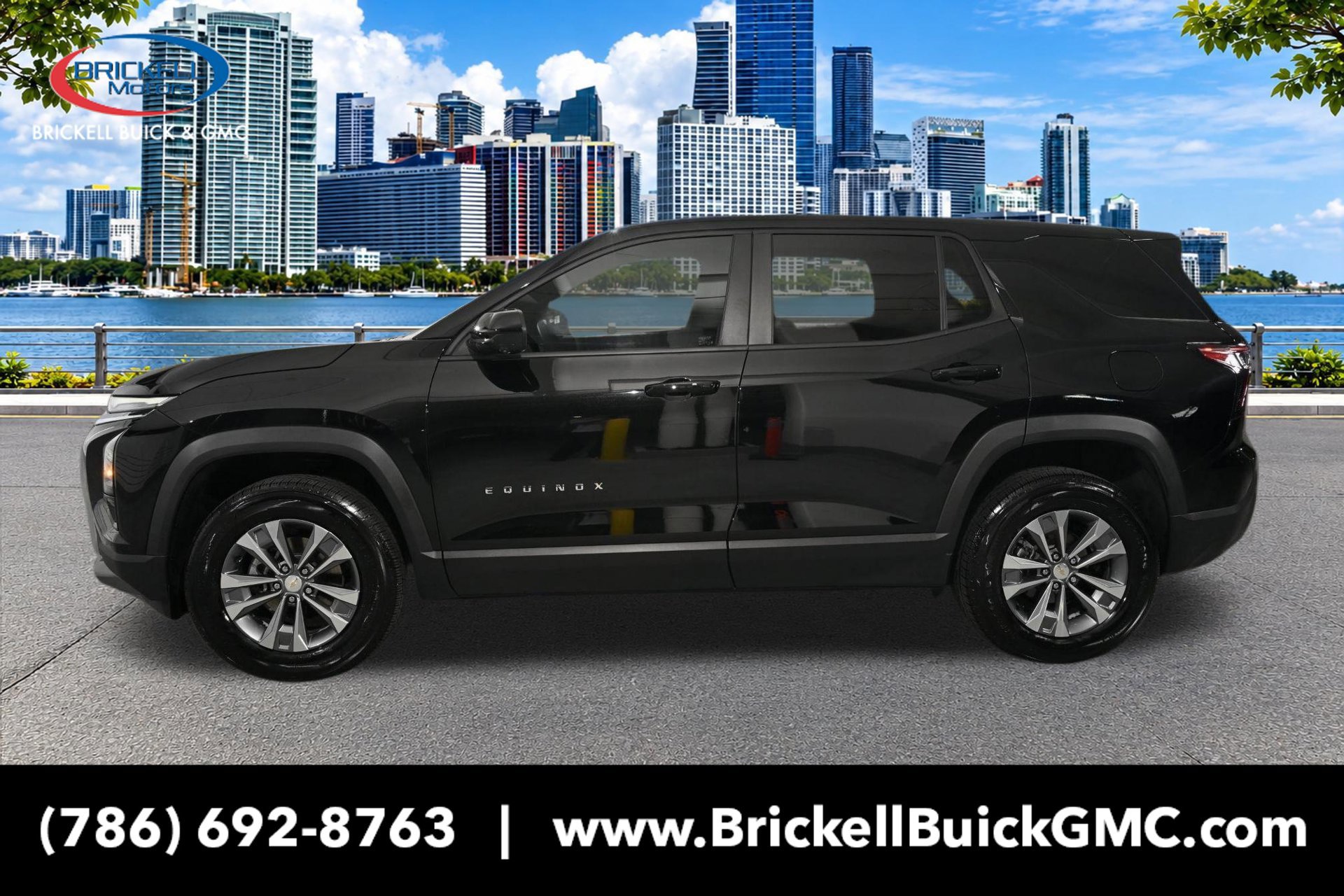Used 2026 Chevrolet Equinox LT w/ Safety and Technology Package FWD image 2
