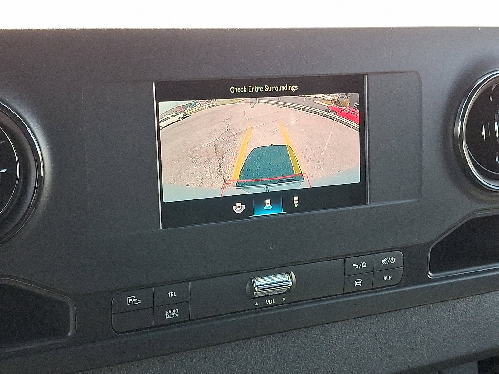 Used 2024 Mercedes-Benz Sprinter 3500 image 17